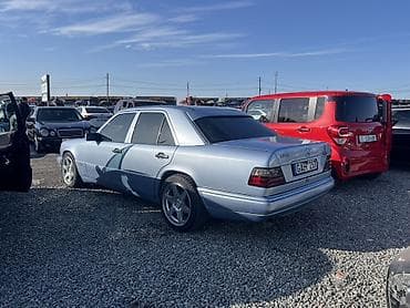 стекло оптом: Mercedes-Benz W124: 1993 г., 2.2 л, Автомат, Седан — 2