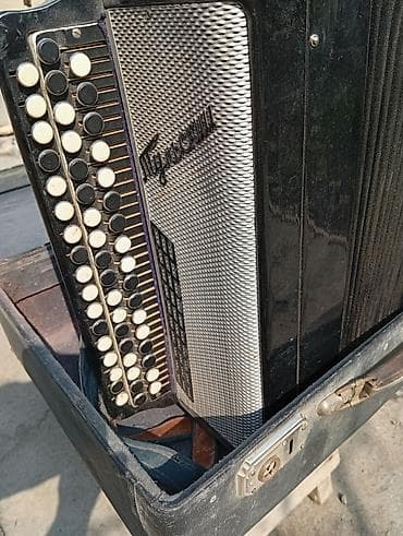 Пианино, фортепиано: Баян «Тула» (тульская фабрика) - Кнопочный баян с правой клавиатурой — 1