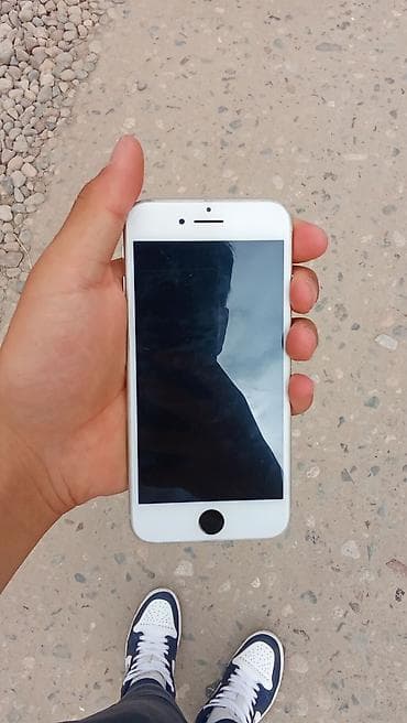 чехол для iphone 7: IPhone 7, Б/у, 32 ГБ, Серебристый, Чехол, 100 % — 3