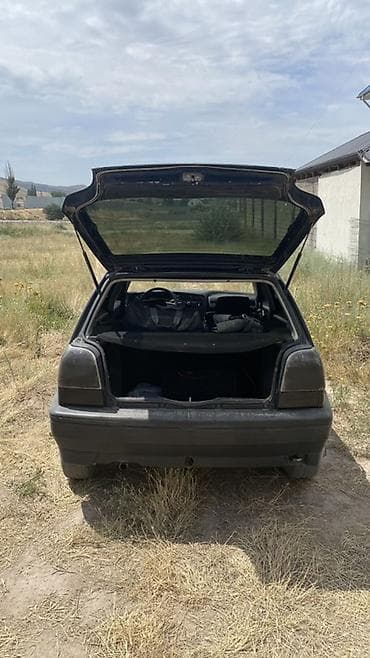 Транспорт: Volkswagen Golf: 1993 г., Хэтчбэк — 9
