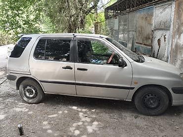 тахо машина: Toyota Raum: 1999 г., 1.5 л, Автомат, Бензин, Хэтчбэк — 4