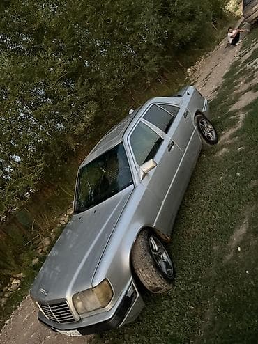 audi 10: Mercedes-Benz W124: 1995 г., 2 л, Механика, Седан — 2