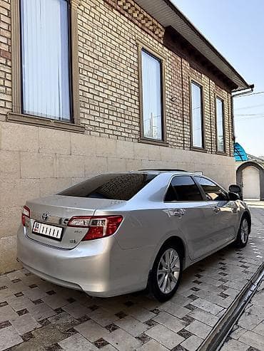 scion xa: Toyota Camry: 2013 г., 2.5 л, Автомат, Гибрид, Седан — 2
