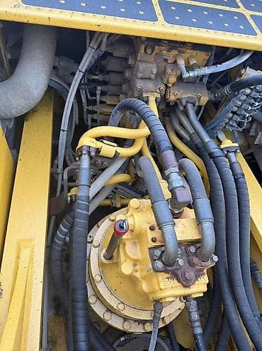 7a fe: Экскаватор, Komatsu, Гусеничный — 2