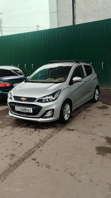 Продажа авто: Chevrolet Spark: 2021 г., 1 л, Автомат, Бензин, Хэтчбэк — 1