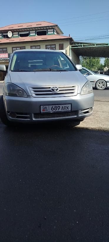 авто 10 регион: Toyota Ipsum: 2002 г., 2 л, Механика, Дизель, Минивэн — 1
