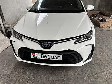 corolla: Toyota Corolla: 2021 г., 1.8 л, Вариатор, Гибрид, Седан — 1