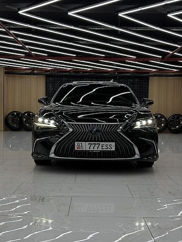 Lexus ES: 2019 г., 2.5 л, Автомат, Бензин, Седан