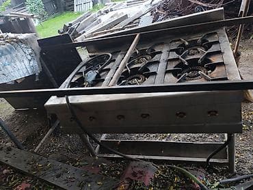 Для кафе, ресторанов: Промышленные газовые плиты (2 модели) Описание: - Напольные — 6