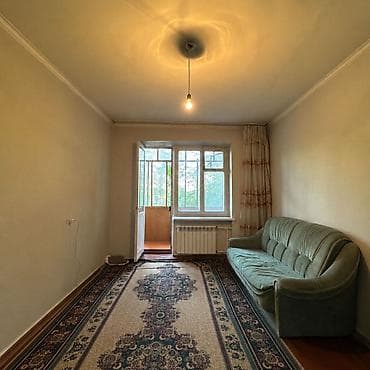 2 комнаты, 49 м², Индивидуалка, 2 этаж, Старый ремонт