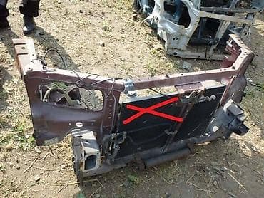 прессаж: Nissan, 2002 г., Б/у, Оригинал — 2