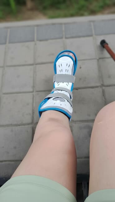 Кычкылтек концентратору: Ортез-ботинок (walker) на голеностоп/стопу. - Жёсткий пластиковый — 1