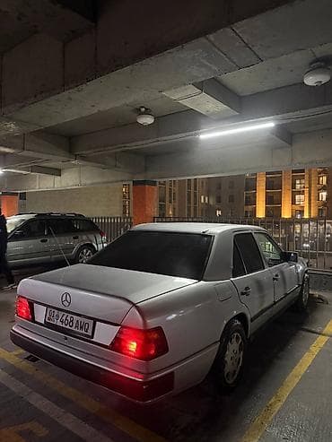 merc 210: Mercedes-Benz E-Class: 1988 г., 2.6 л, Механика, Бензин, Седан — 8