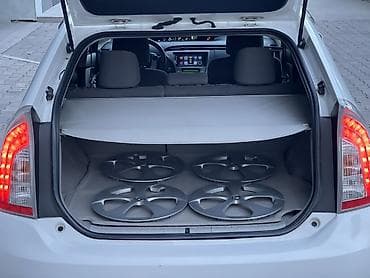 prius: Toyota Prius: 2013 г., 1.8 л, Автомат, Гибрид, Лифтбек — 10