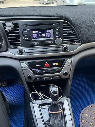geely e5: Hyundai Avante: 2018 г., 1.6 л, Автомат, Газ, Седан — 9