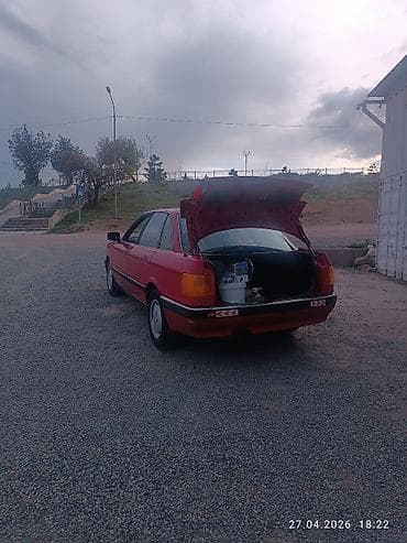 Audi: Audi 90: 1988 г., 2 л, Механика, Бензин, Седан — 7