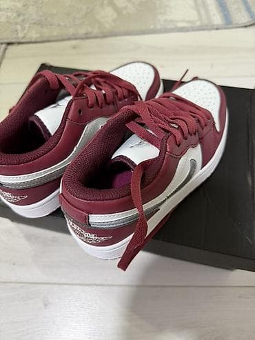 красовка мужской б у: Кроссовки, 35.5, Air Jordan, Новый, цвет - Белый, Самовывоз, Платная доставка — 2