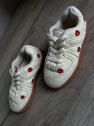 ботас: Продам ботасы в отличном состоянии. По стельке 16,5 см. Писать в — 6