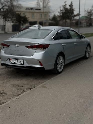 Продажа авто: Hyundai Sonata: 2018 г., 2 л, Автомат, Бензин, Седан — 4