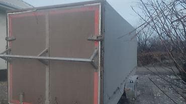 camry 2010: Прицеп, Тентованный — 1