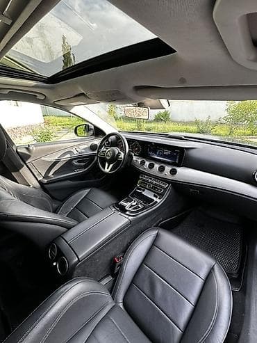 Продажа авто: Mercedes-Benz E-Class: 2019 г., 2.5 л, Автомат, Бензин, Седан — 3