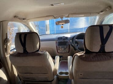 крело: Toyota Ipsum: 2003 г., 2.4 л, Автомат, Бензин, Минивэн — 9