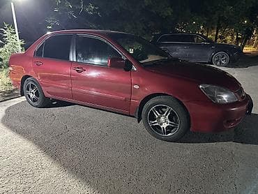 Mitsubishi Lancer: 2005 г., 1.6 л, Механика, Бензин, Седан