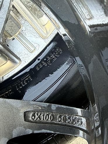 колеса на тойоту: Комплект оригинальных литых дисков Toyota, Япония. - Диаметр: 15" - — 8