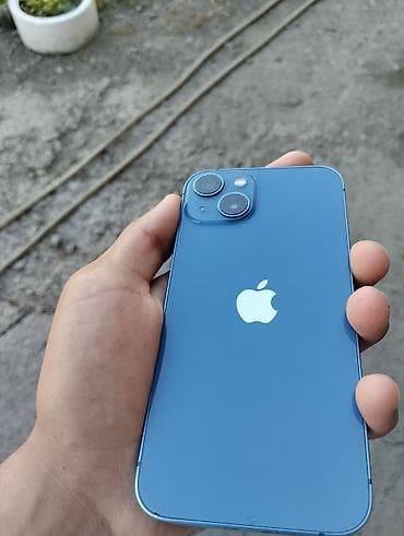 apple wathc: IPhone 13, Б/у, 128 ГБ, Синий, Чехол, 75 % — 1