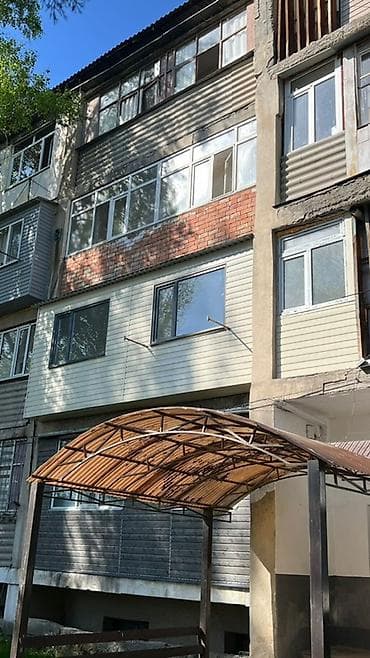 Утепление: Балконное остекление и обшивка снаружи и изнутри Описание работ: - — 3