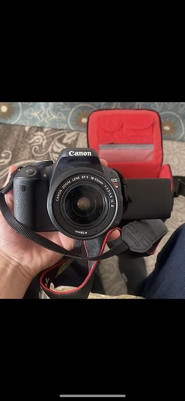 Canon EOS 600D / Rebel T3i Объектив 18–55 IS II Всё работает отлично