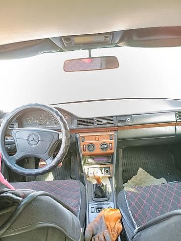 210 cdi: Mercedes-Benz W124: 1993 г., 2.3 л, Механика, Бензин, Седан — 1