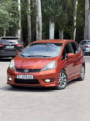 ролик на фит: Honda Fit: 2012 г., 1.5 л, Вариатор, Бензин, Хэтчбэк — 1