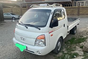 Транспорт: Жеңил жүк ташуучу унаа, Hyundai — 1
