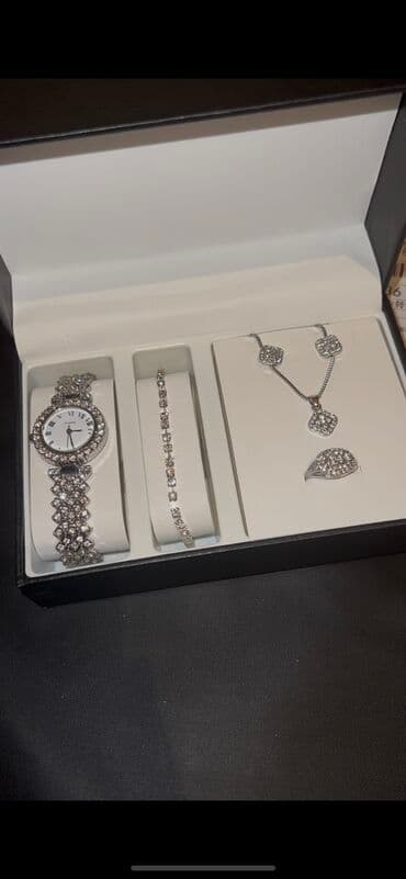 все украшения: 999 сом — 3