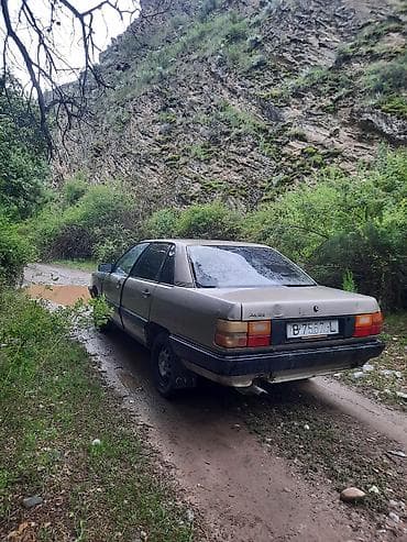 прозада авто: Audi 100: 1989 г., Механика, Седан — 2