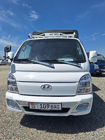 Унаа: Жеңил жүк ташуучу унаа, Hyundai, Стандарт, Колдонулган — 2