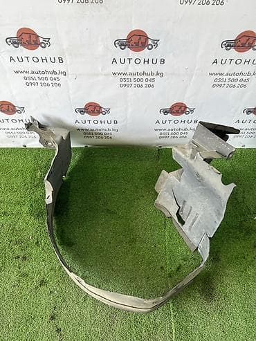 Автозапчасти: Подкрылок Передний правый Mercedes-Benz, 1998 г. — 1