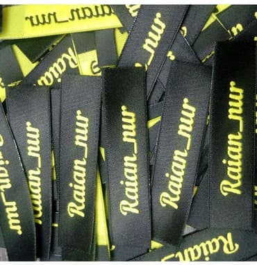 изготовление этикеток: Заказать изготовление этикеток, бирок, ярлыков на одежду — 1