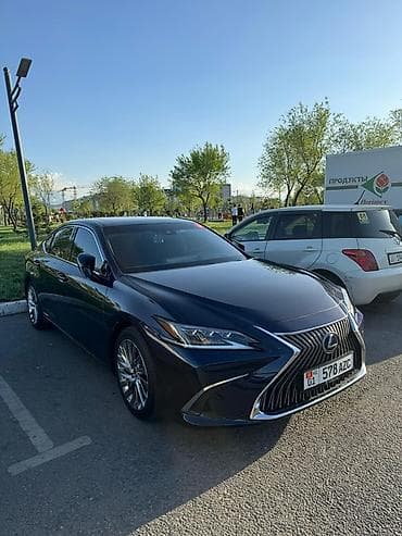bye e5: Lexus ES: 2019 г., 2.5 л, Вариатор, Гибрид, Седан — 2