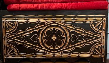 резные кровати из дерева: Сундук, Б/у, Другое назначение, Другой тип, Самовывоз, цвет - Коричневый — 1