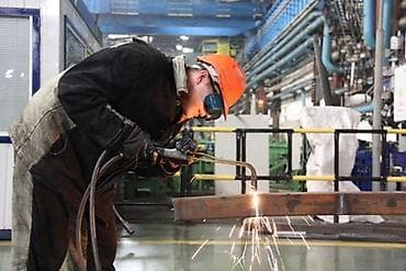 услуги манипулятора токмок: Услуга газорезчика. резка металла. демонтаж. мелко срочные сварочные — 3