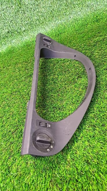 спидометры: Планка спидометра с переключателями света фар на BMW E39 5-Series — 3