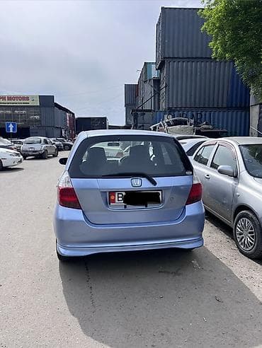 морда фит: Honda Fit: 2003 г., 1.3 л, Автомат, Хэтчбэк — 4