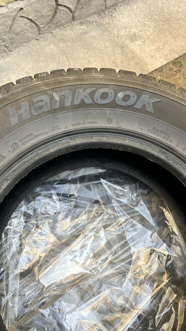 шины для хово: Шины 265 / 65 / R 17, Зима, Б/у, Комплект, Внедорожные (АТ/МТ), Hankook — 3