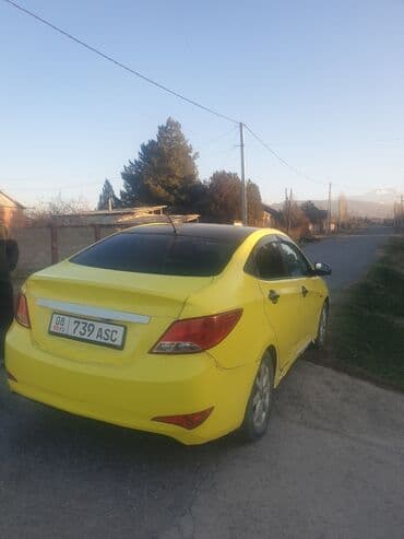 купить бокс на крышу автомобиля бу: Hyundai Solaris: 2016 г., 1.4 л, Механика, Бензиновая, Седан — 1