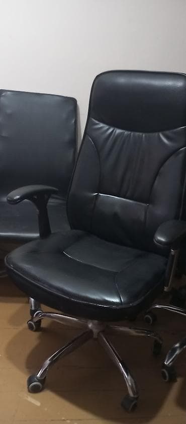 herman miller бу: Офисное кресло, Б/у, С колесиками, Самовывоз — 3