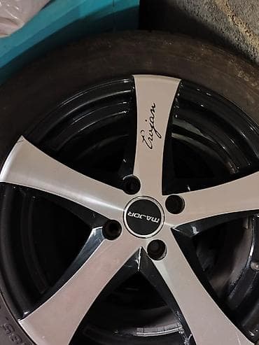 Унаа: Дөңгөлөктөр монтажда 185 / 65 / R 15, Кыш, Колдонулган, Комплект, Жеңил унаалар, тешиктери - 4 — 1