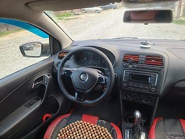 фольс: Volkswagen Polo: 2016 г., 1.6 л, Автомат, Бензин, Седан — 7