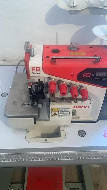 кухонные набор: Срочно машинка 4х нитка сатылат, надом болуп иштелген, алганы Бир эле — 1